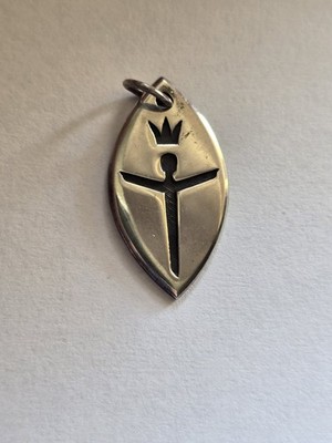 James Avery Retired Crowned Christ Pendant Sterling Religious
