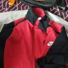Nike Boys Red Black Track Jacket M Full-Zip 100 Polyester Lightweight Athletic