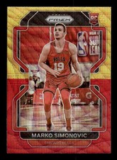 2021-22 Panini Prizm Marko Simonovic SSP RC Red and Gold Wave #166 Chicago Bulls