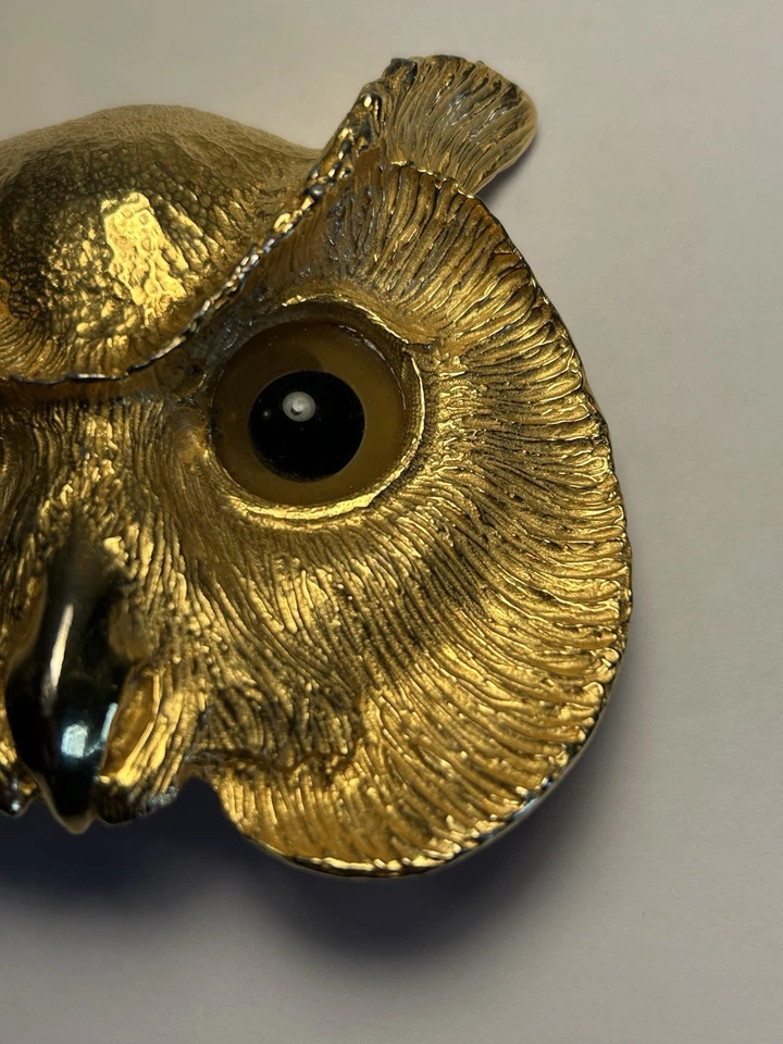 Christopher Ross Vintage 1986 Gold Plated Owl Belt Buckle 3.75” - Image 4 of 4