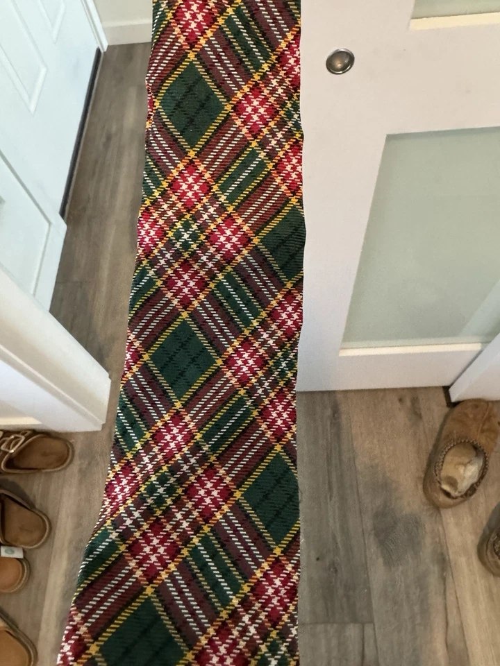 Corbata de seda Brooks Brothers - escocesa escocesa tartán roja y verde Foto 4 de 4