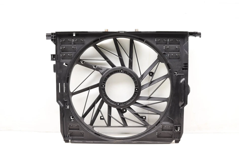 BMW 550I GT XDRIVE 2011-2012 - Radiador eléctrico refrigeración ventilador carcasa 7575258 Foto 3 de 4