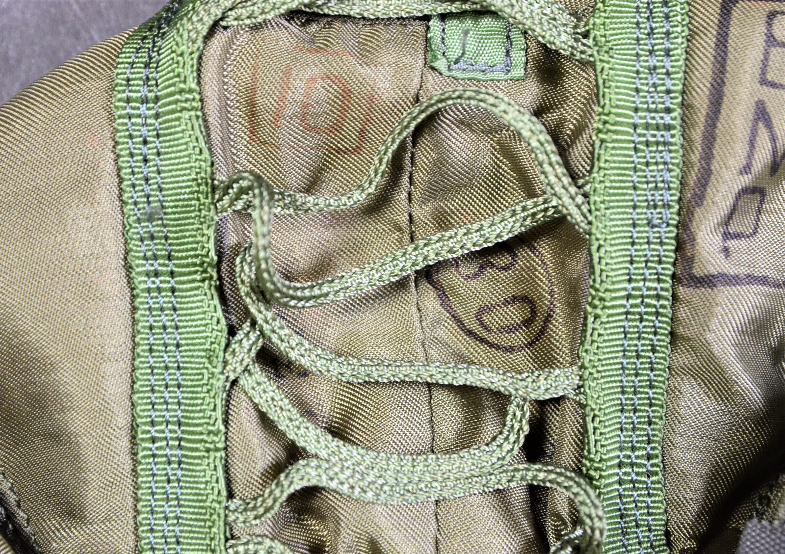Foto 16 di 19