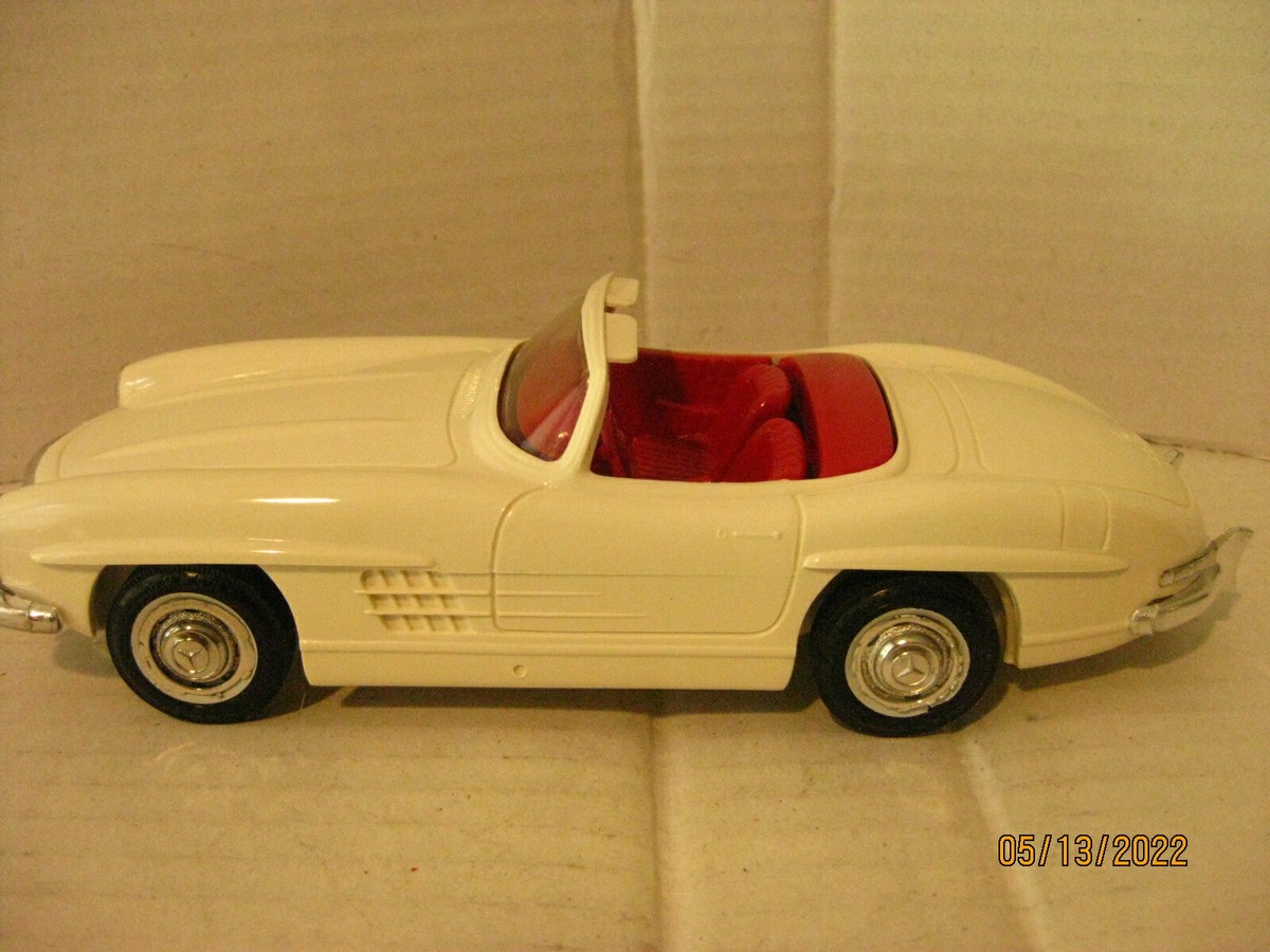 1958-63 MERCEDES 300SL 1/24 scale -FACTORY BUILT PROMO