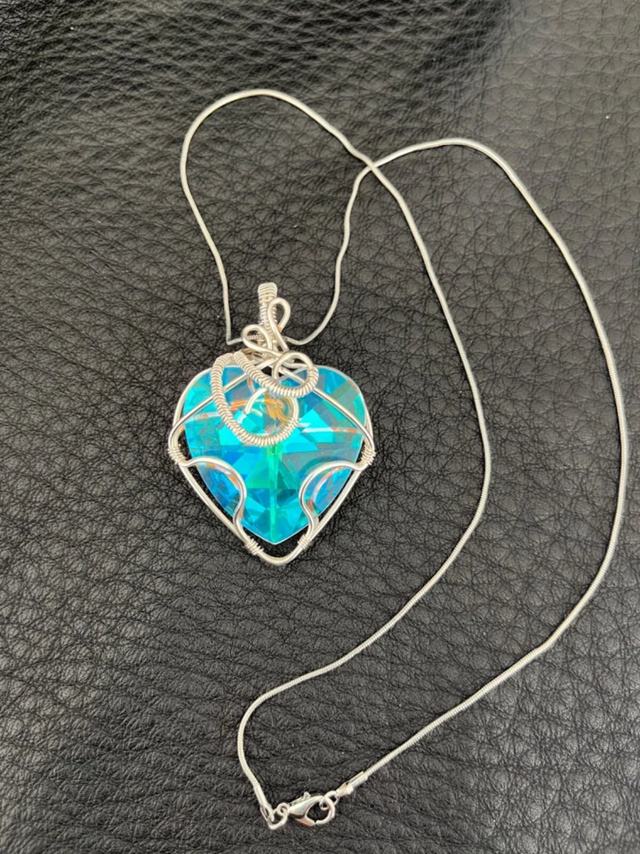 Large Swarovski crystal heart pendant , artisan wire wrapped ,one of a kind - Image 3 of 3