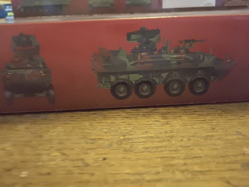 NMIB,1:35 Scale U.S.M.C. LAV-AT - Picture 5 of 7
