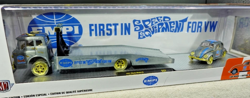 M2 Machines EMPI 1957 Mack Model N & 1953 VW Beetle RAW CHASE 1/250 1/64 - Image 3 of 4