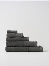 Linen House 550 GSM Eden Bath Sheet (Charcoal) - 82x170cm