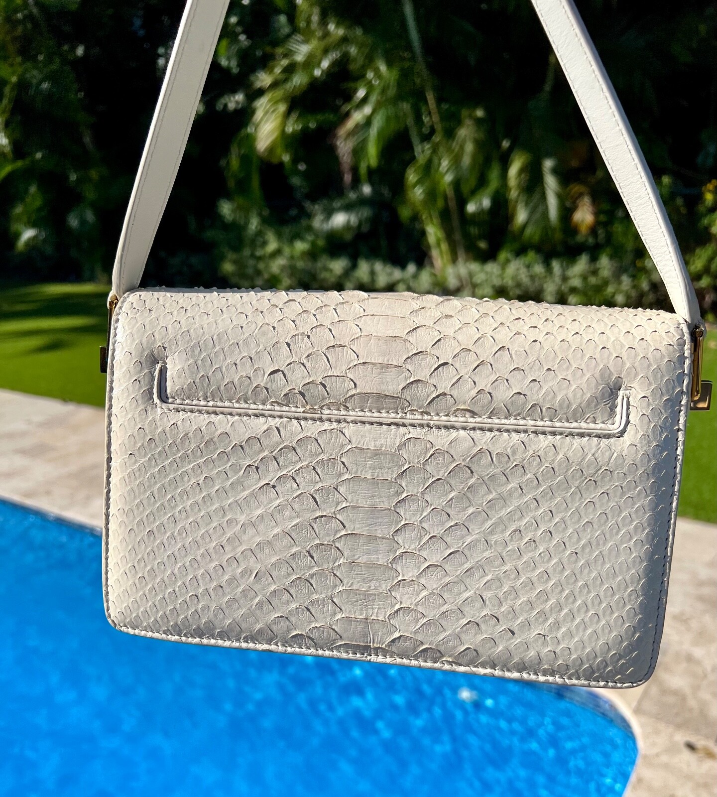 TOM FORD T clasp MEDIUM PYTHON SHOULDER BAG - image 16