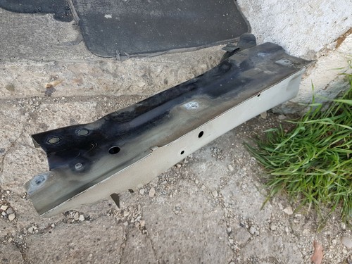 VW Passat 3C Bj06 Kotflügelbank Kotflügel Rahmen Karosserie Abschnitt  Links