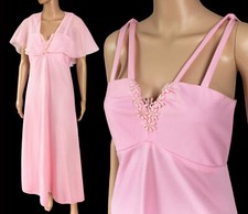 2 Pc Vintage 70s Pink Maxi Dress w Daisy Applique  Chiffon Capelet Shawl Cape S