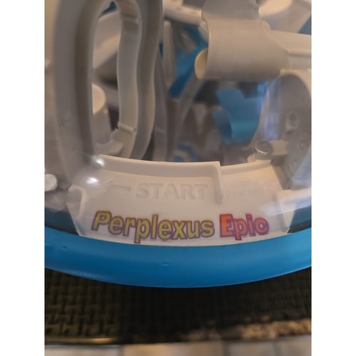Spin Master Games Perplexus Epic Interactive Maze Game 125 Barriers- Ball Puzzle - Picture 3 of 4