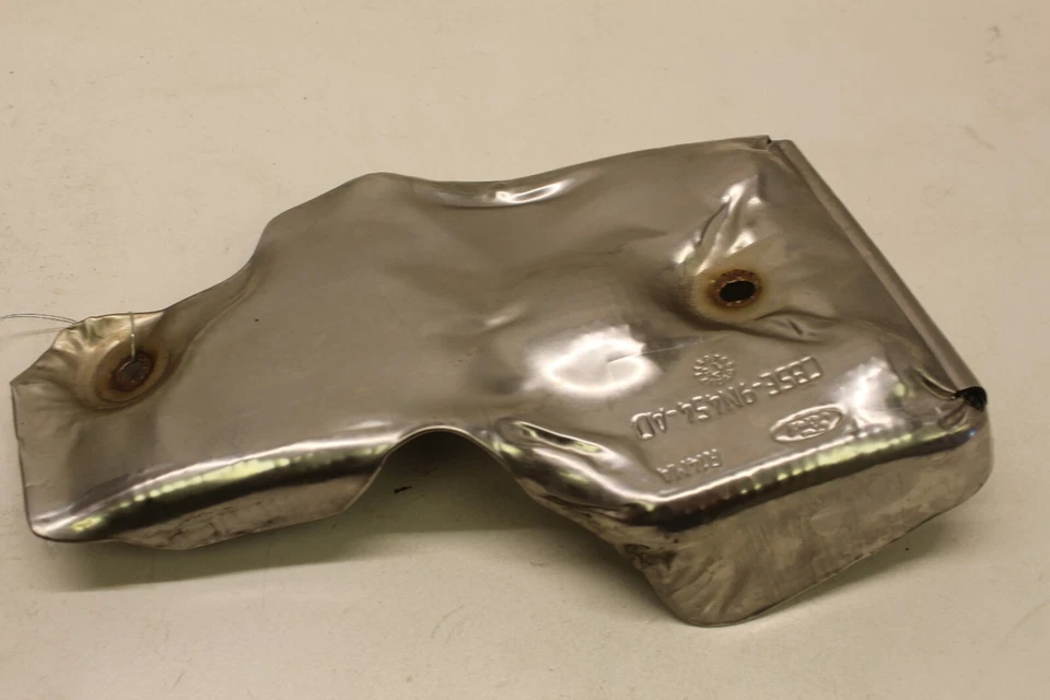 Ford Focus ST 2015-2018 OEM turbo cargador protector térmico CB5E-9N454-AD Foto 4 de 4