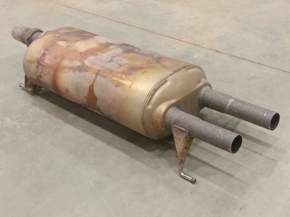 Оригинальный глушитель выхлопной системы 2009–2018 Toyota Tundra 4,6 л 5,7 л деталь от оригинального производителя 174200S022 - Изображение 4 из 4