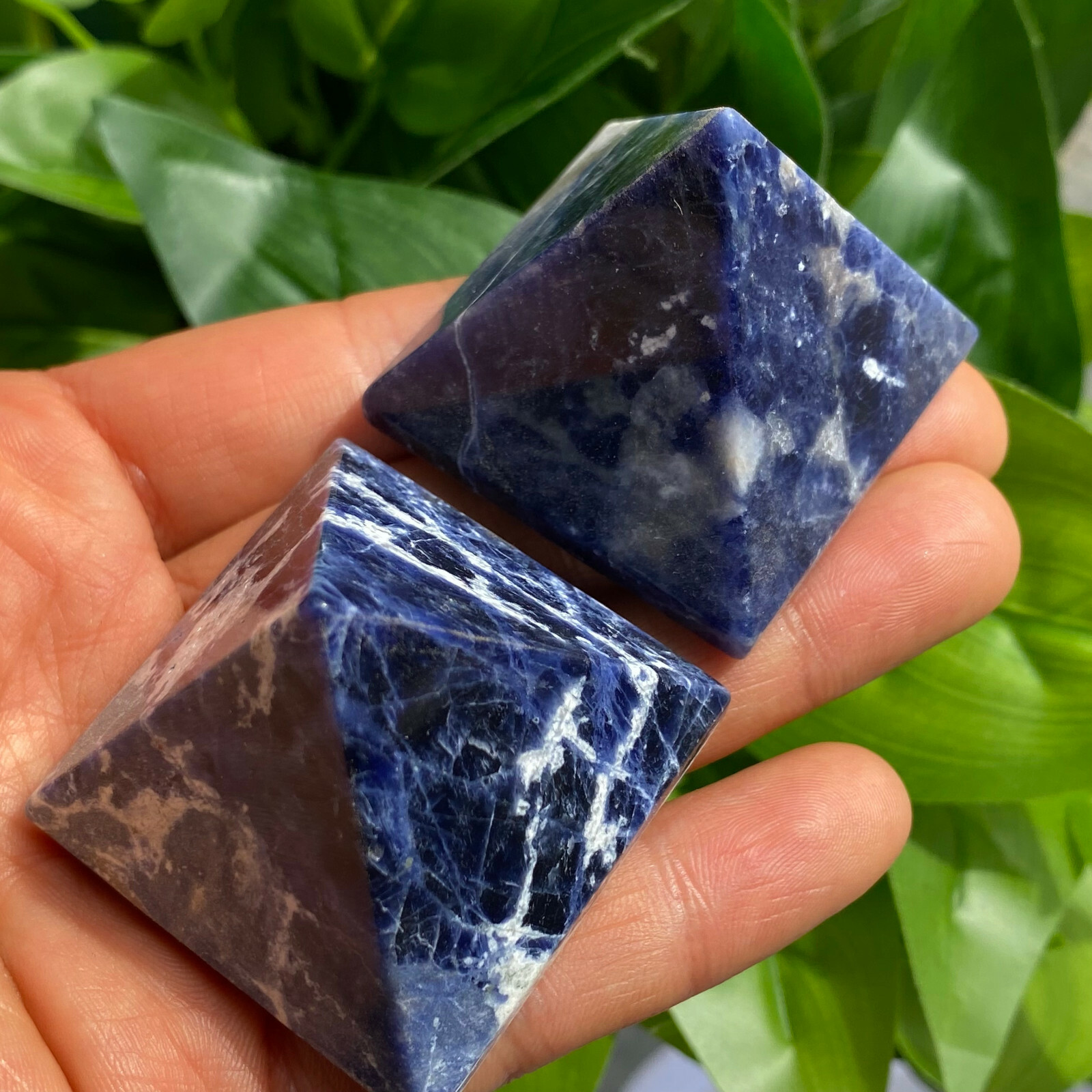 1PC Natural sodalite Quartz Pyramid Carved Crystal Point Reiki healing 40mm