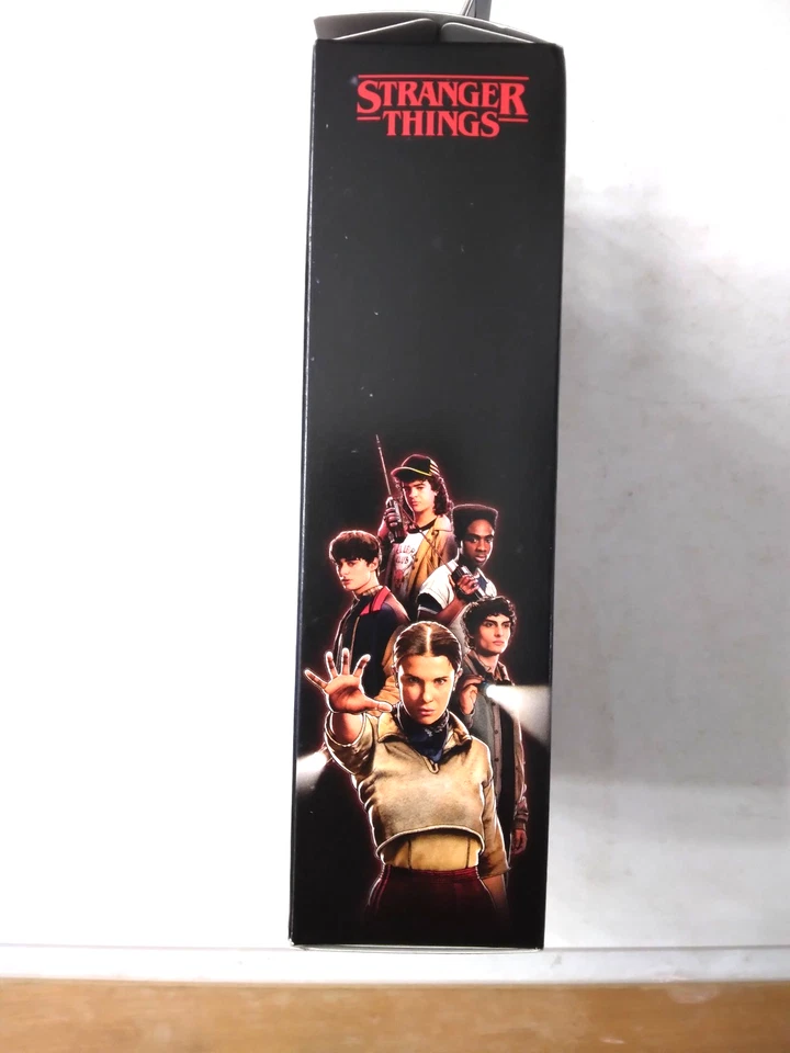 Stranger Things - Max's Walkman - Power Bank 4000mAh - Image 2 of 4