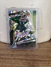 Damian Lillard Autographs in 2012-13 Panini Innovation Basketball 7