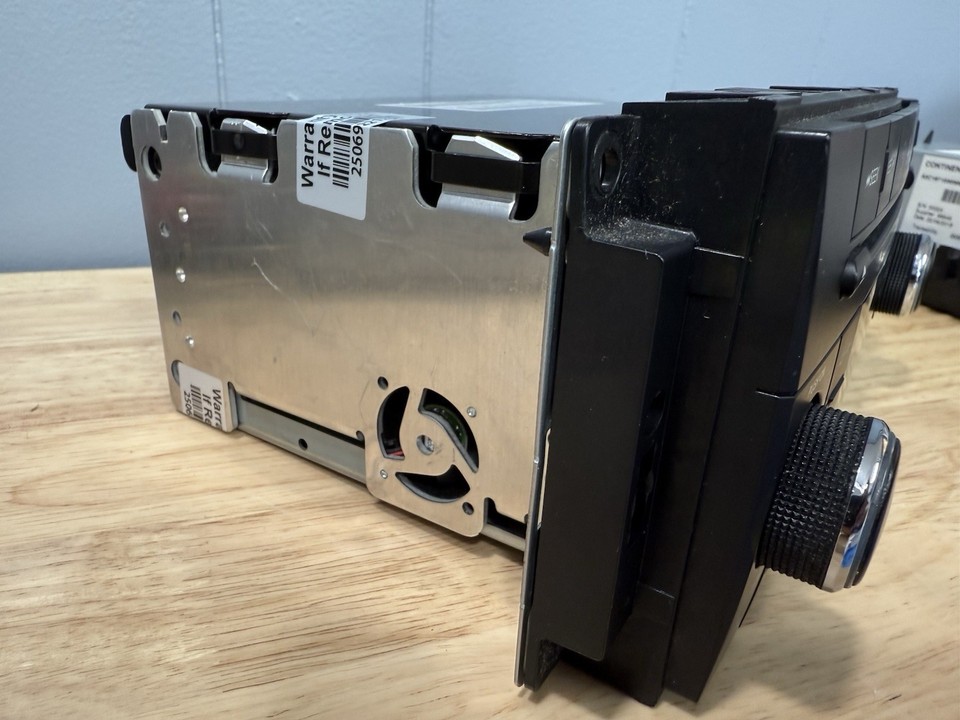 13-17 Chrysler Dodge Jeep OEM AM FM XM Radio MP3 CD Player With Aux ...