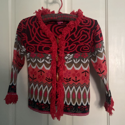 Oilily rot Mädchen Kinder Fransen Knebel Mantel Cardigan Baumwolle Strick Alter 5-6 RAR