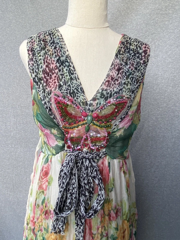 Vestido Derhy de diseñador floral con cuentas suave y fluido con cuentas mariposa. TALLA S/AU10 Foto 4 de 4