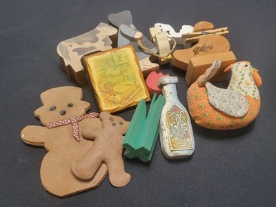 Lot 10 Hand Crafted Wood Farm Figures Primitive Country Decor cows gingerbread