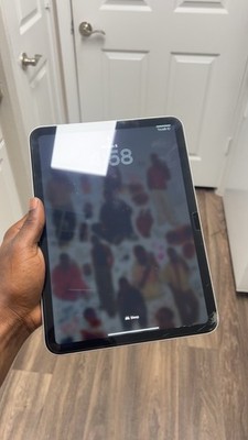 Apple iPad Air 13in 128GB Wi Fi Silver Tablet Touch ID 32GB RAM