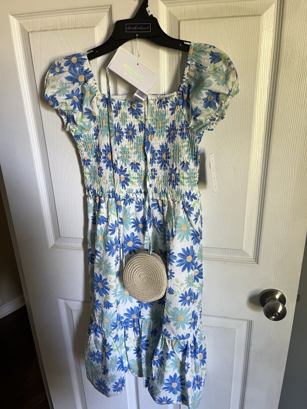 Derek Heart Girls Size 10 Dress Styled With Purse