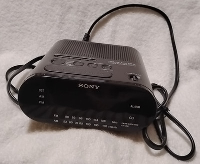 Vtg Sony Dream Machine ICF-C218 FM/AM Clock Radio Digital Display Alarm Black