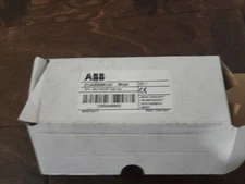 ABB 2TLA050005R1430 MKey6 NPT,2NC/1NO M. Flex Key Jokab safety