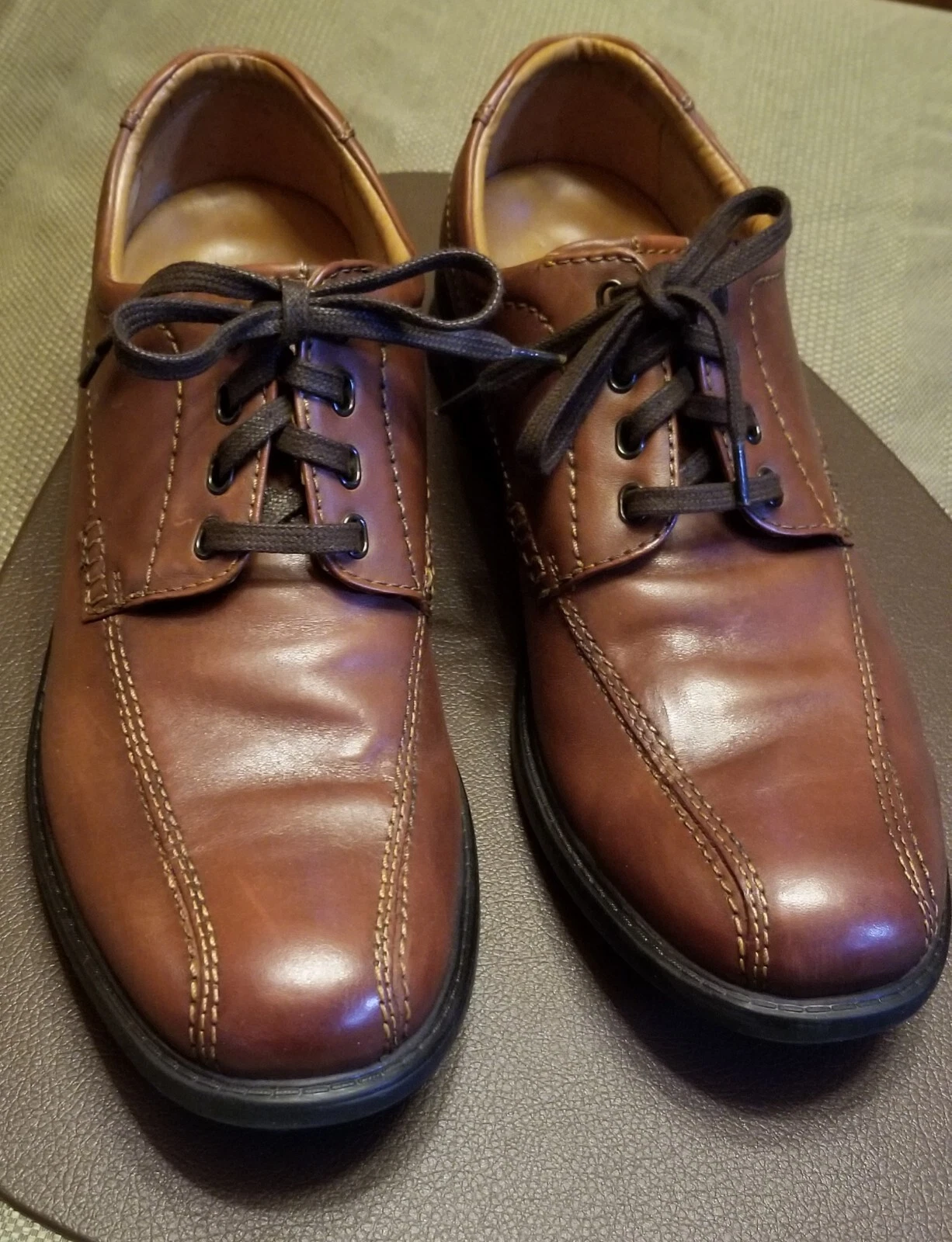 Abito casual CLARKS marrone in pelle punta da bicicletta con lacci scarpe Oxford da uomo taglia 11