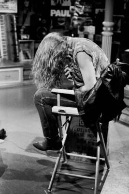 Ted Nugent Interviewed At Mtv 1982 Old Music Photo 7