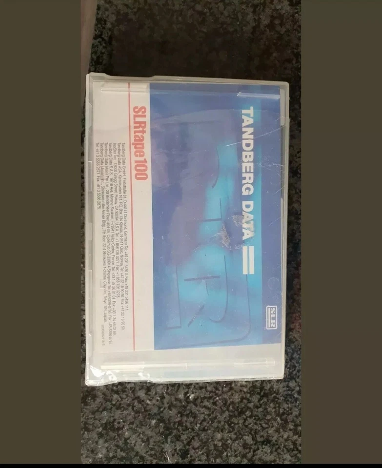 TANDBERG DATA SLR100 50/100 GB INTERNAL BLACK TAPE DRIVE 6570 50 / 100 GB - Image 2 of 2