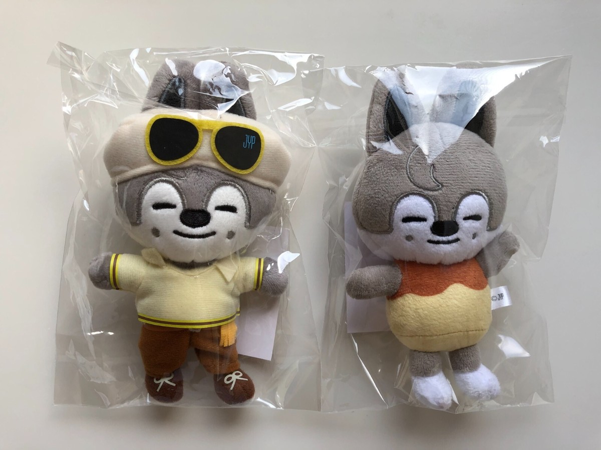 【WolfChan】　TOY WORLD トイワールド　バッグチャーム Stray Kids SKZ TOY WORLD 2024 Bag Charm Wolf Chan Bang Chan