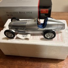 CMC 1/18 Mercedes-Benz W25 1934