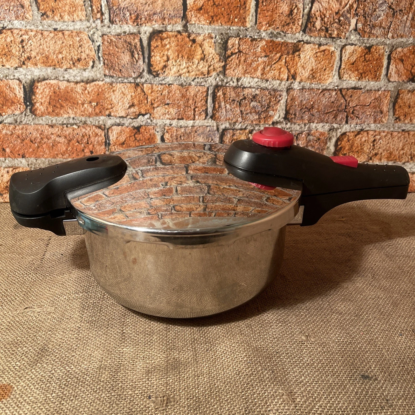Bergner Stainless Steel Pressure Cooker 3L
Opens in a new window or tab