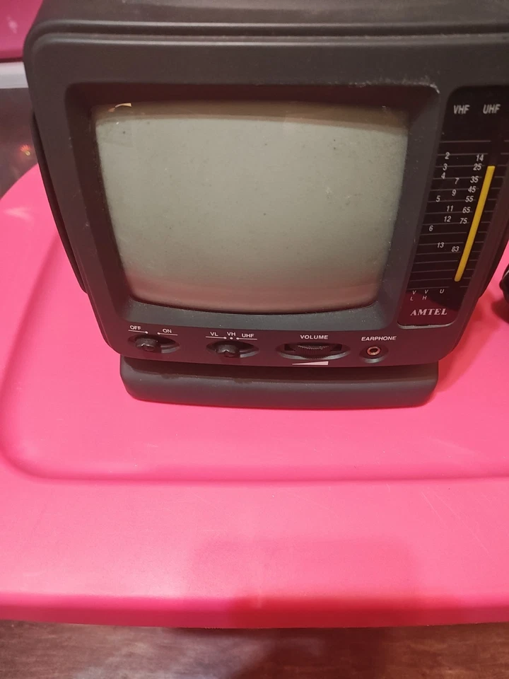 Vintage Amtel Black And White TV Model 502 Portable - Image 2 of 4