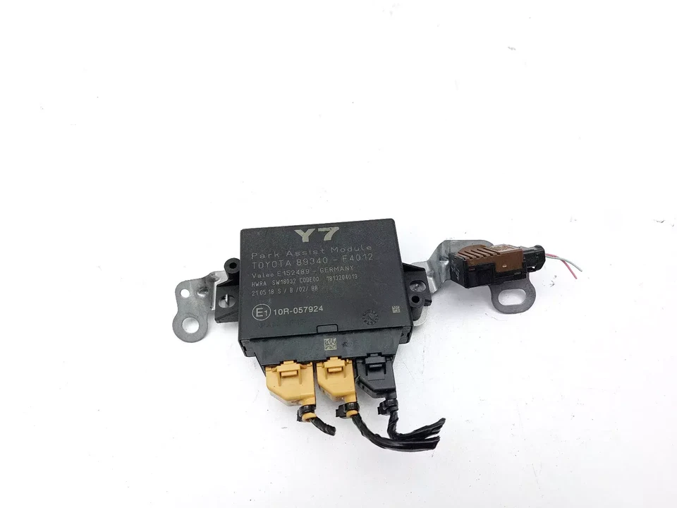 TOYOTA C-HR MK1 2018 PDC PARKING DISTANCE CONTROL MODULE ECU 89340-F4012 - Image 2 of 4