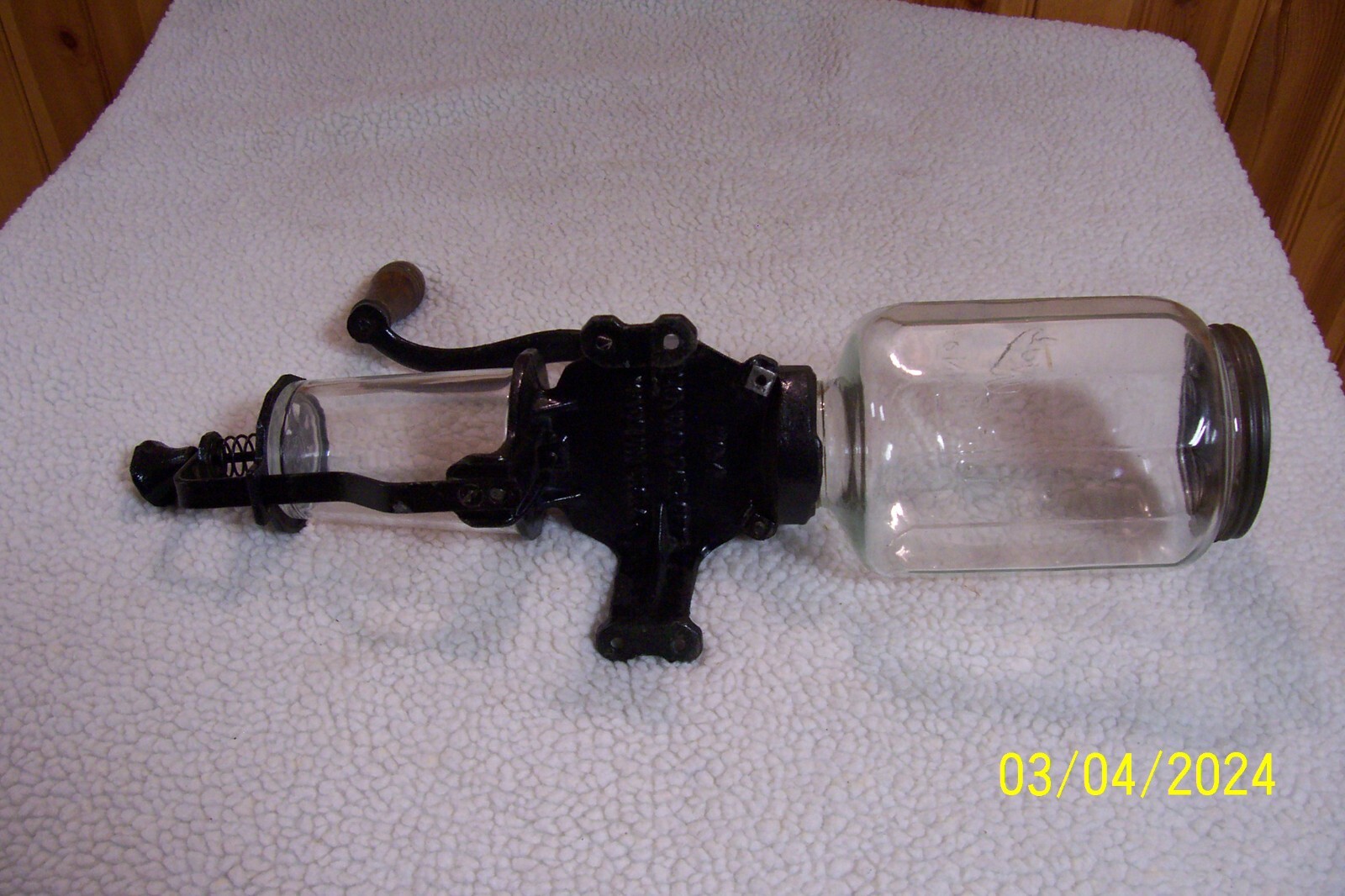 Arcade Crystal 4 Wall Mount Coffee Grinder/Catch Cup not orig