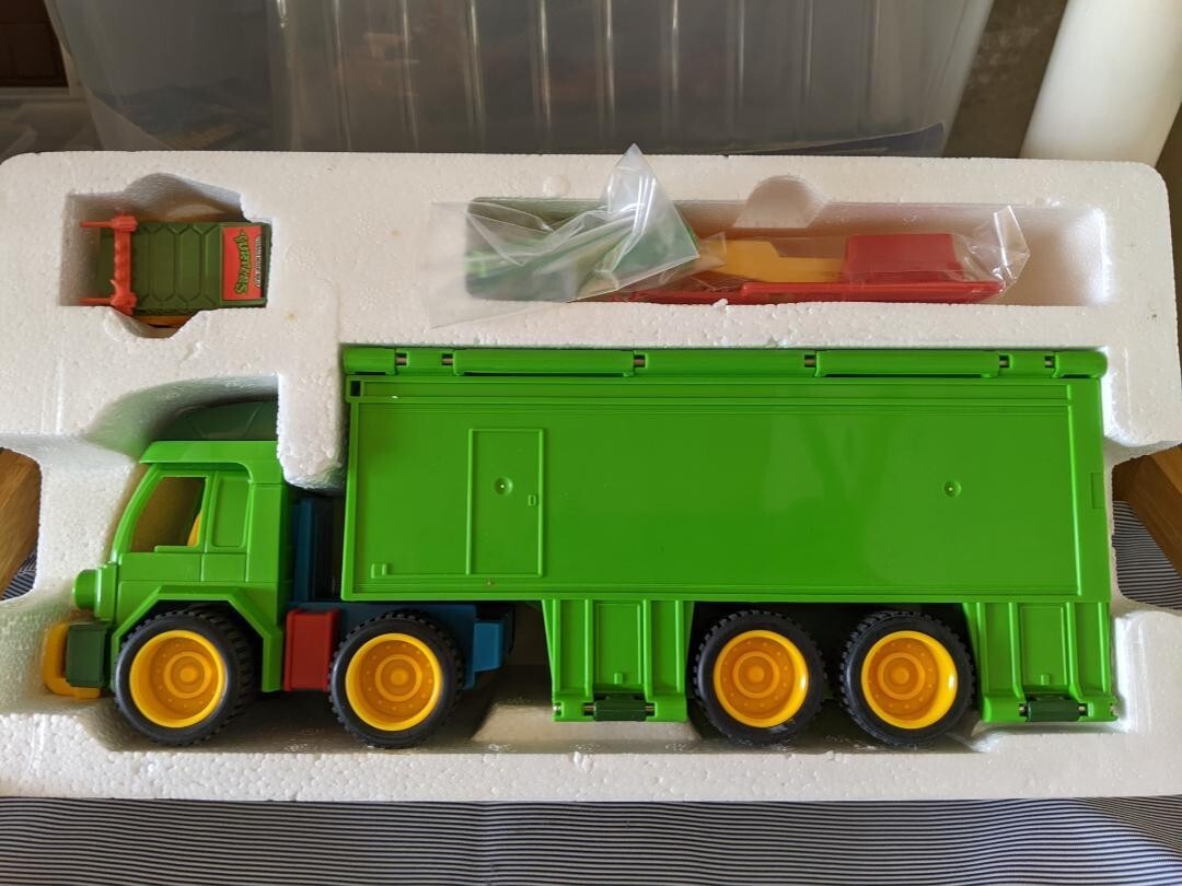 ミニタートルズ スーパートレーラー Amazon.co.jp: ミュータント