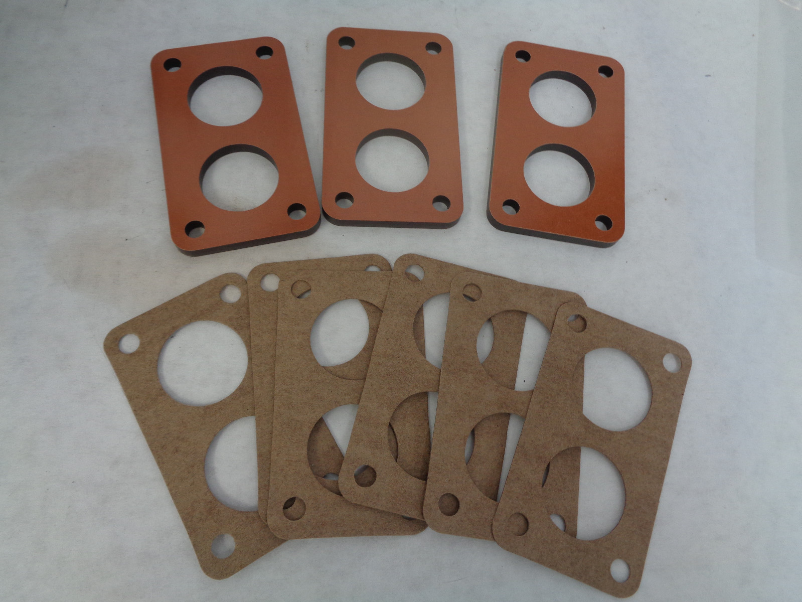 Ferrari 250 GTE V12- Weber 36 DCS carb spacers