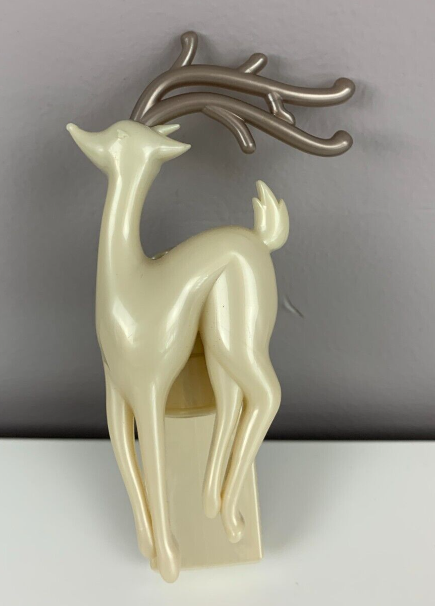 Bath Body Works Wallflower Plugin Winter Deer Holiday Christmas Retired Design-image
