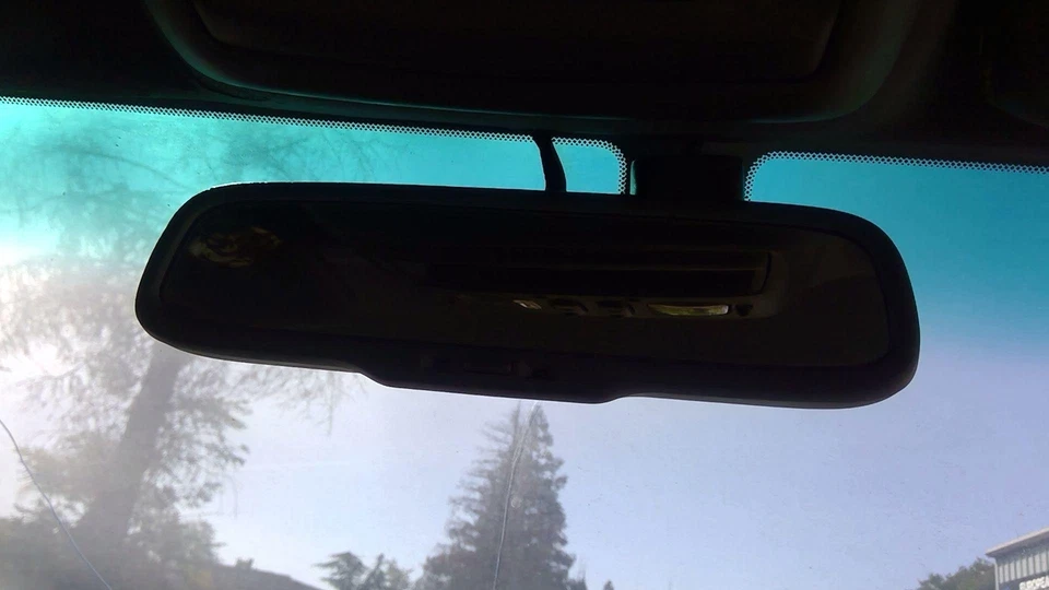 01 02 03 04 05 06 07 LEXUS LX470 Rear View Mirror - Image 2 of 4