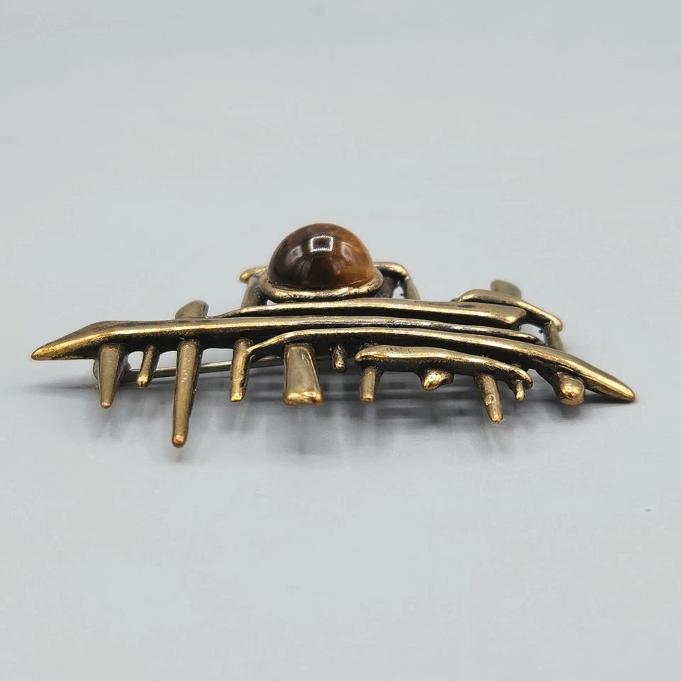 Broche ojo de tigre de bronce brutalista abstracto modernista de mediados de siglo Foto 4 de 4