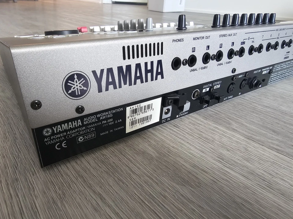 Yamaha AW16G 16-Track Multitrack Recorder Digital Workstation Tested Florida - Image 4 of 4
