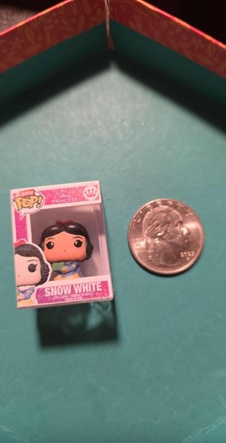 Funko Bitty Pops Princesa Disney, Pixar, Hello Kitty, Rudolf, Los Simpson, - Imagen 249 de 264