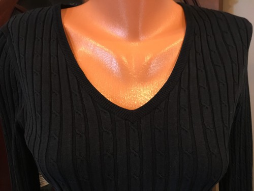 Venus black v-neck sweater size small - silk blend - Picture 2 of 5