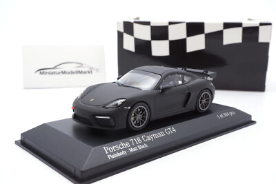 Porsche 718 Cayman GT4 Clubsport Matt-Schwarz 2020 - 1:43 - Minichamps 410196101