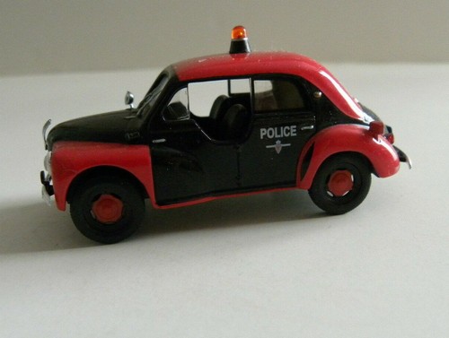 Eligor / Ixo 1/43 - Lot de 2 : Citroen HY Police + Renault