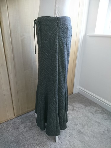 PER UNA CHARCOAL GREY LINED HERRINGBONE/CHECK FIT N FLARE GODET PANEL LONG SKIRT - Picture 4 of 7
