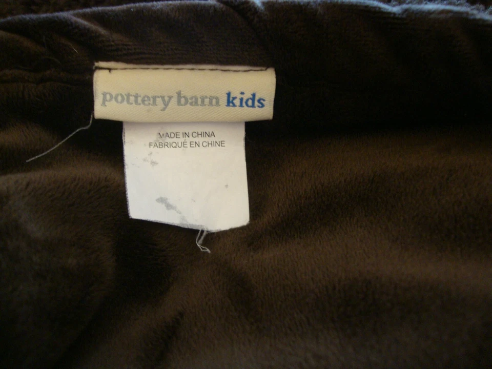 Manta suave para cochecito Pottery Barn Kids marrón Sherpa 30" x 40" Foto 4 de 4